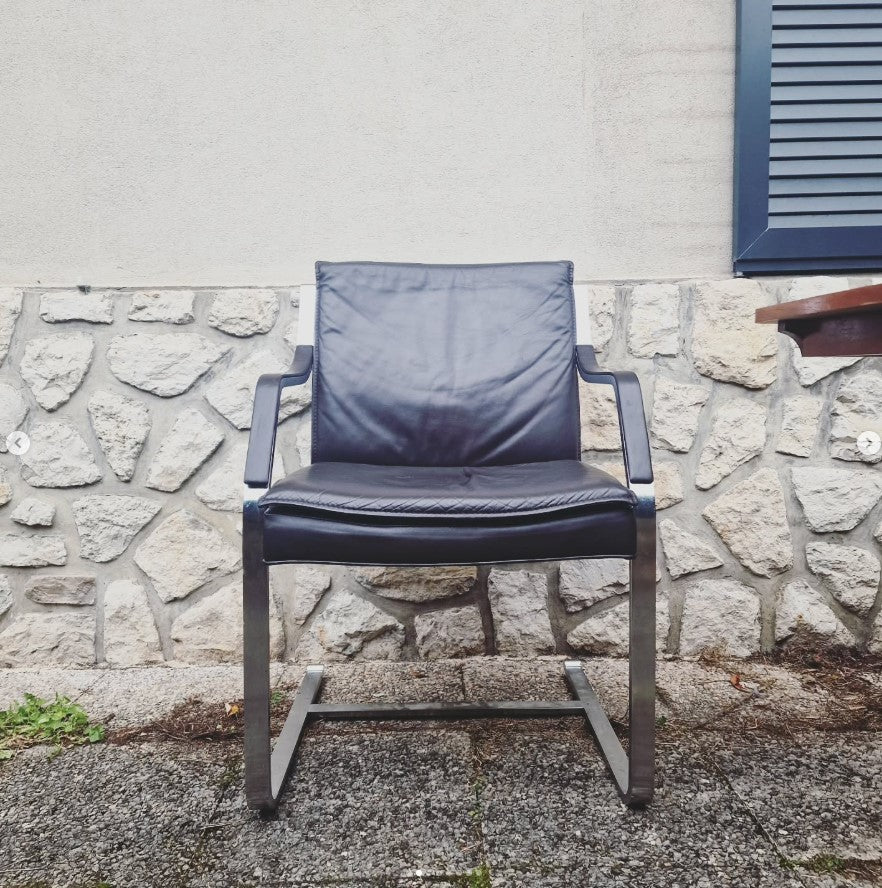 Fauteuil Knoll🤍🖤 Art Collection