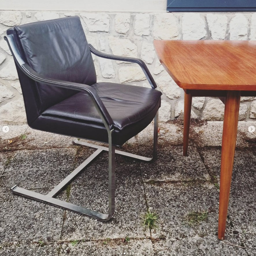 Fauteuil Knoll🤍🖤 Art Collection