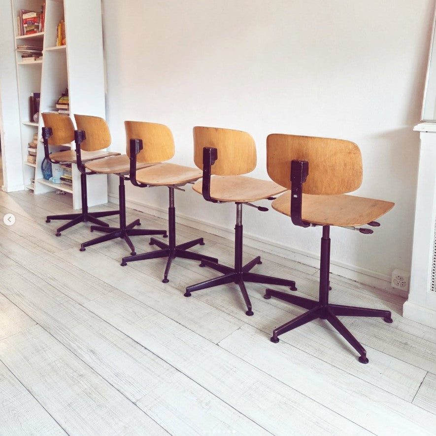 Lot de 5 chaises d'atelier de la marque française Stella 🇫🇷 🩵🩵