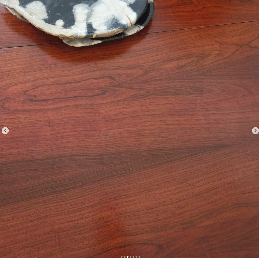 Belle table scandinave en palissandre