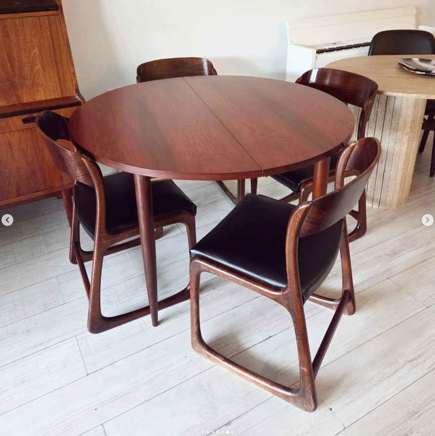 Belle table scandinave en palissandre