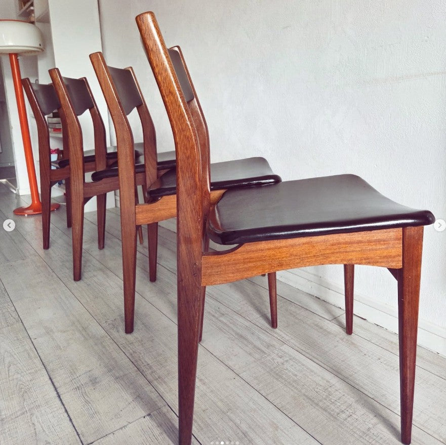 Lot de 4 chaises de la marque française Self