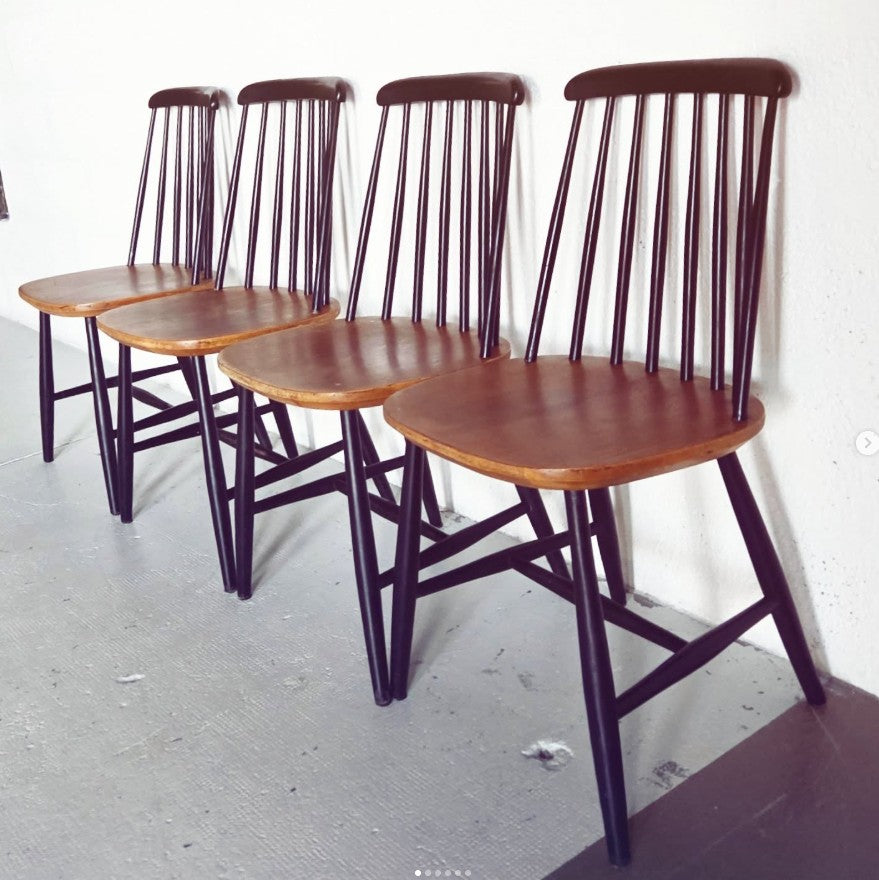 Lot de 4 chaises Ilmari Tapiovaara