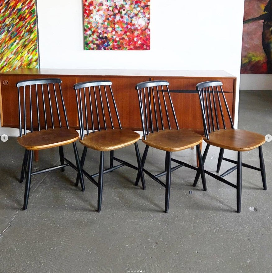 Lot de 4 chaises Ilmari Tapiovaara