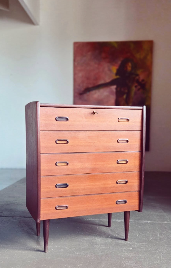 Commode danoise Teck