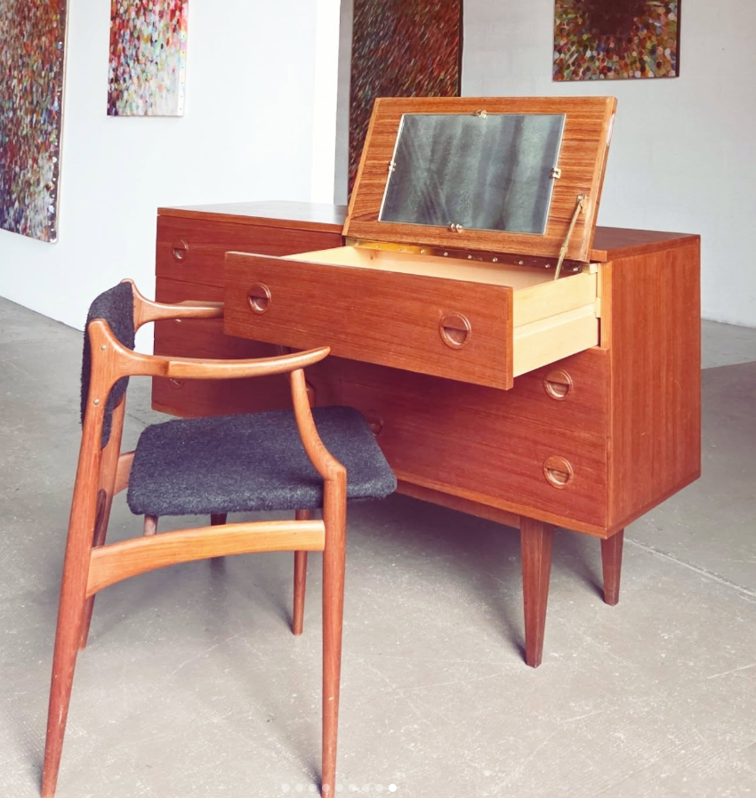 Coiffeuse / Sideboard scandinave Teck