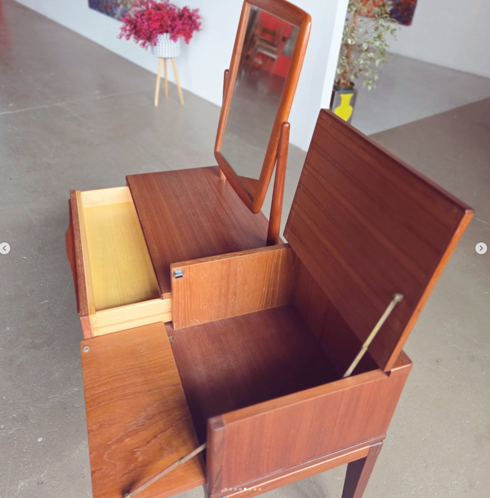 Coiffeuse design scandinave