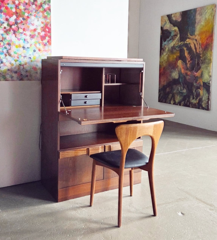 Secrétaire / Bar des années 70