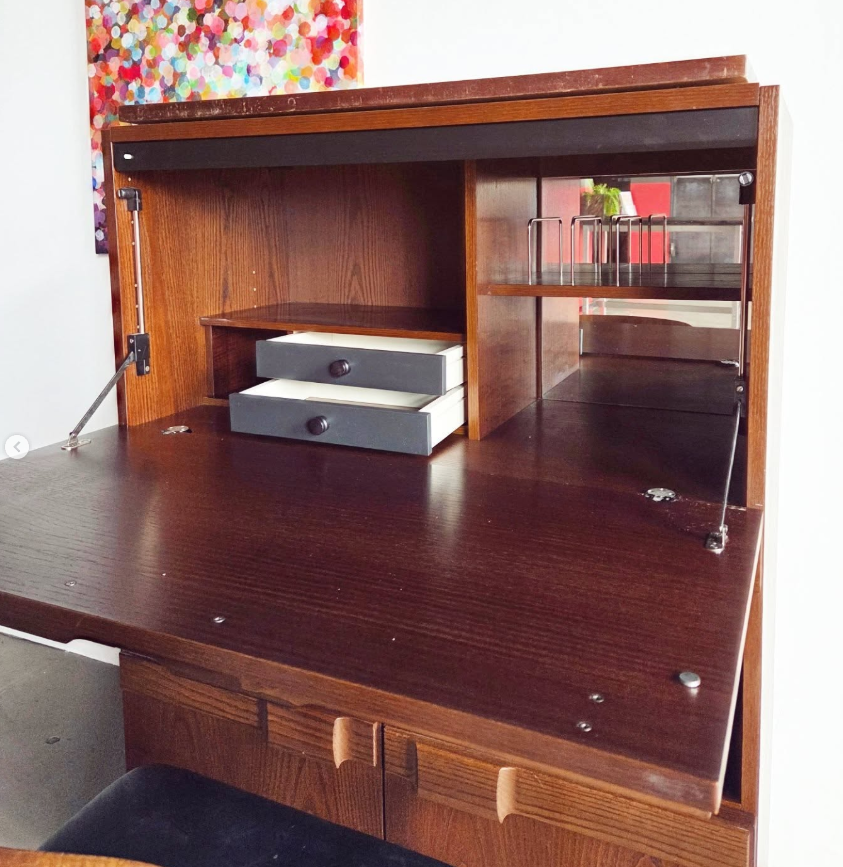 Secrétaire / Bar des années 70