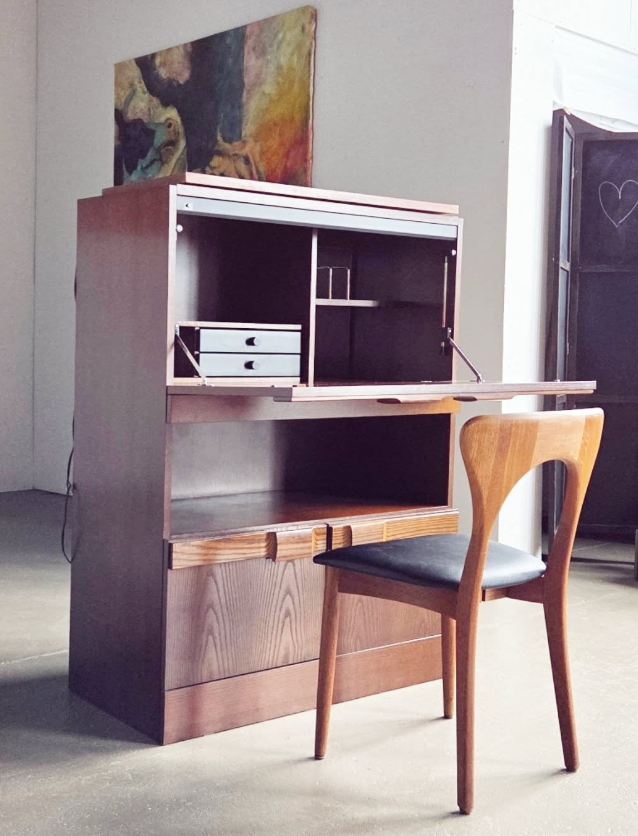 Secrétaire / Bar des années 70