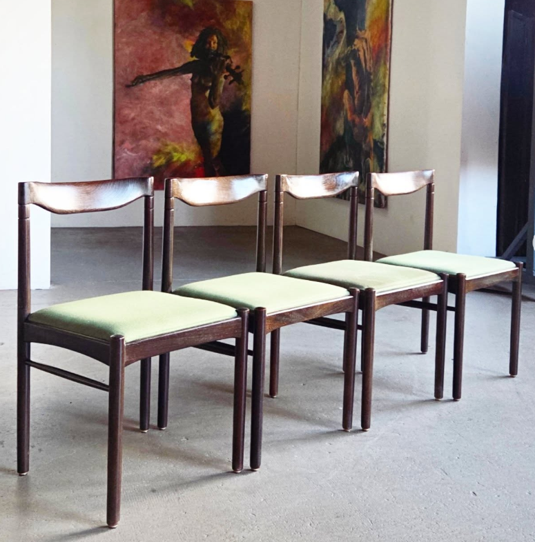 Lot de 4 chaises scandinaves