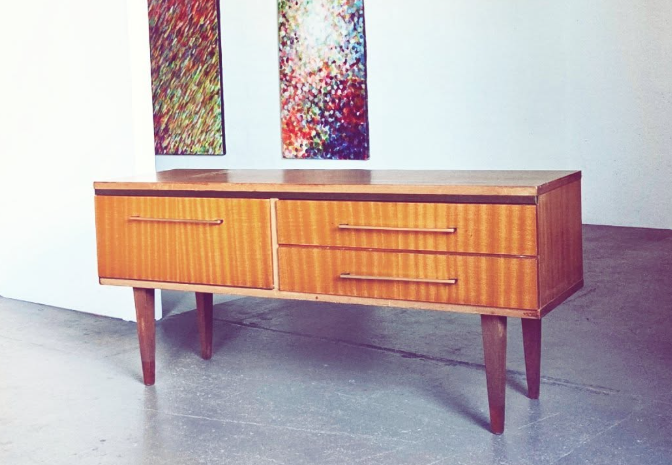 Petit buffet / Meuble d'entrée