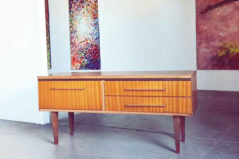 Petit buffet / Meuble d'entrée