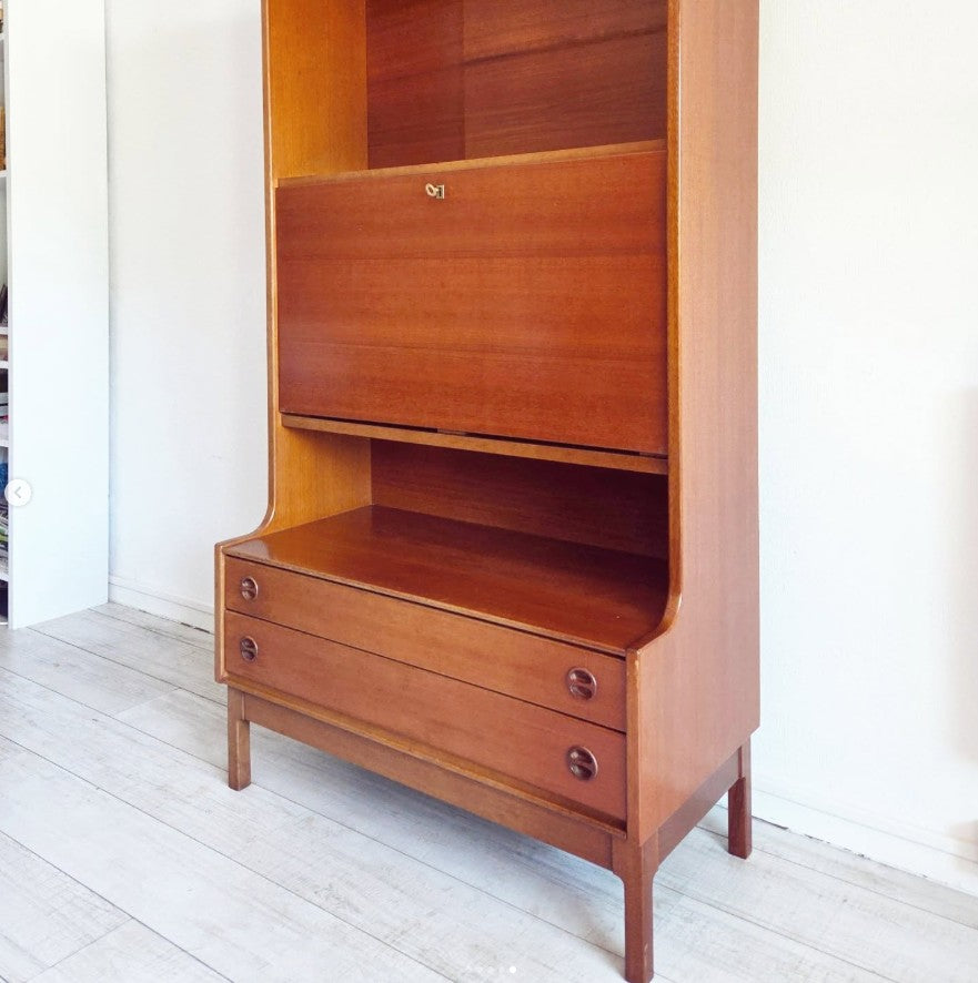 Bureau / bar scandinave