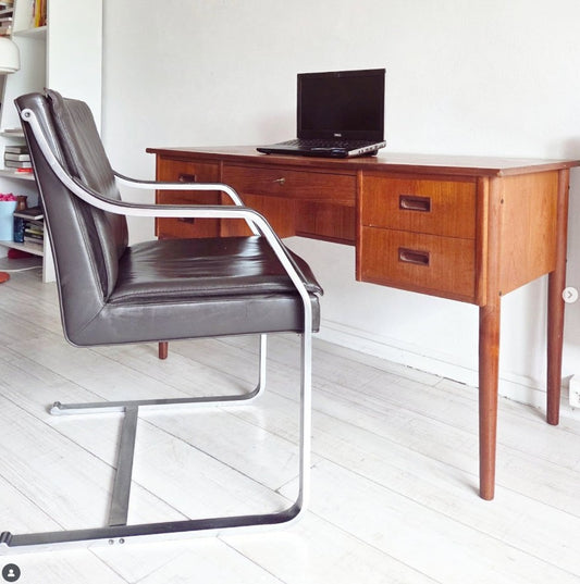Bureau danois des années 60