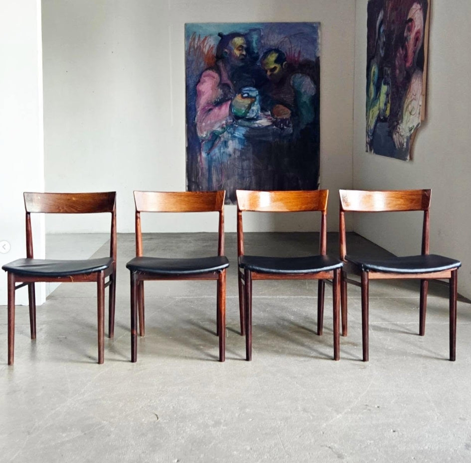 4 chaises Danoises
