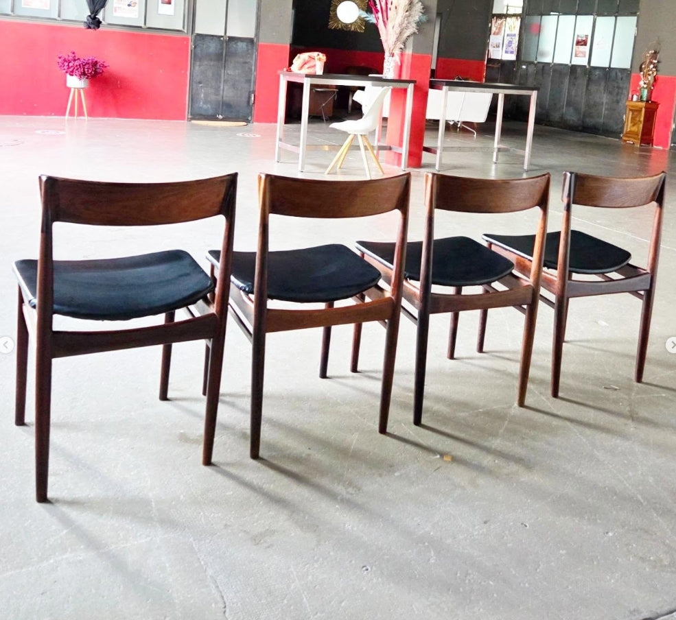 4 chaises Danoises