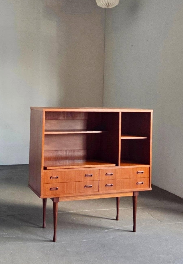 Bibliothèque scandinave/ meuble de rangement