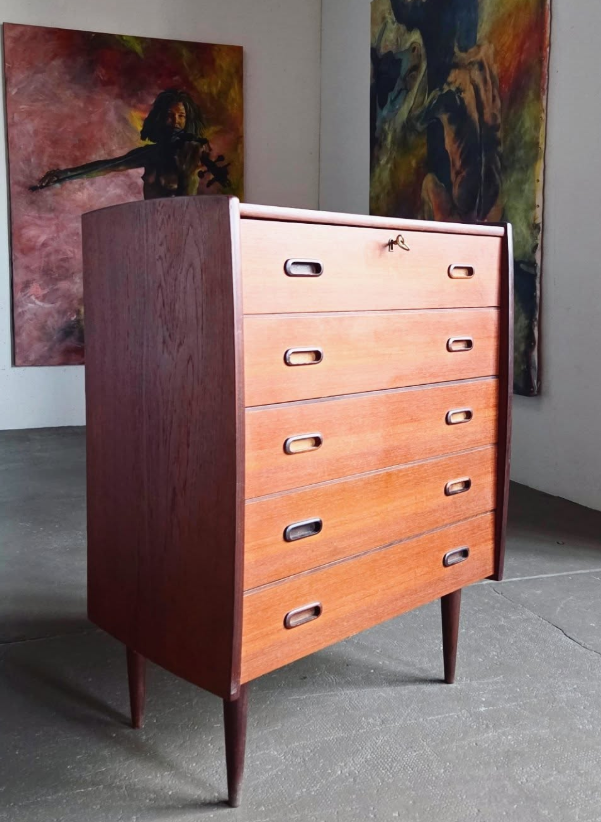 Commode danoise Teck