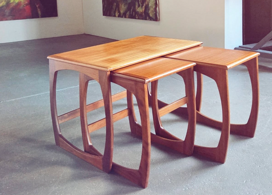 Grandes tables basses gigognes par Victor Wilkins pour G-Plan