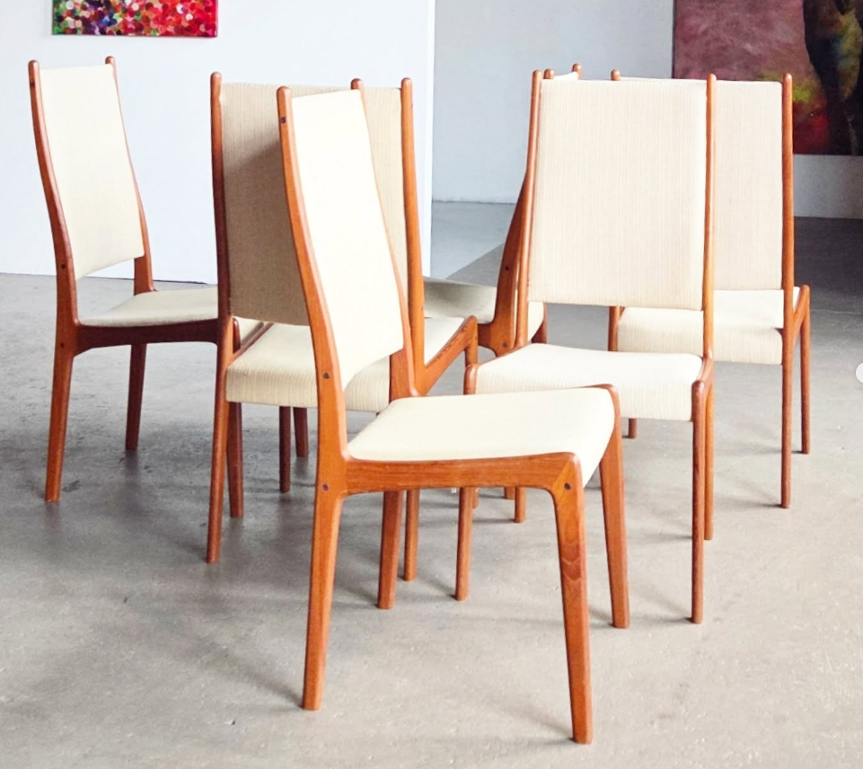 6 chaises Johannes Andersen