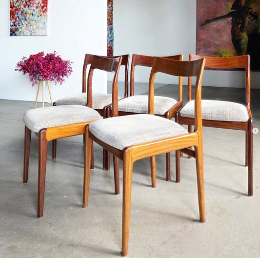 Lot de 5 chaises scandinaves