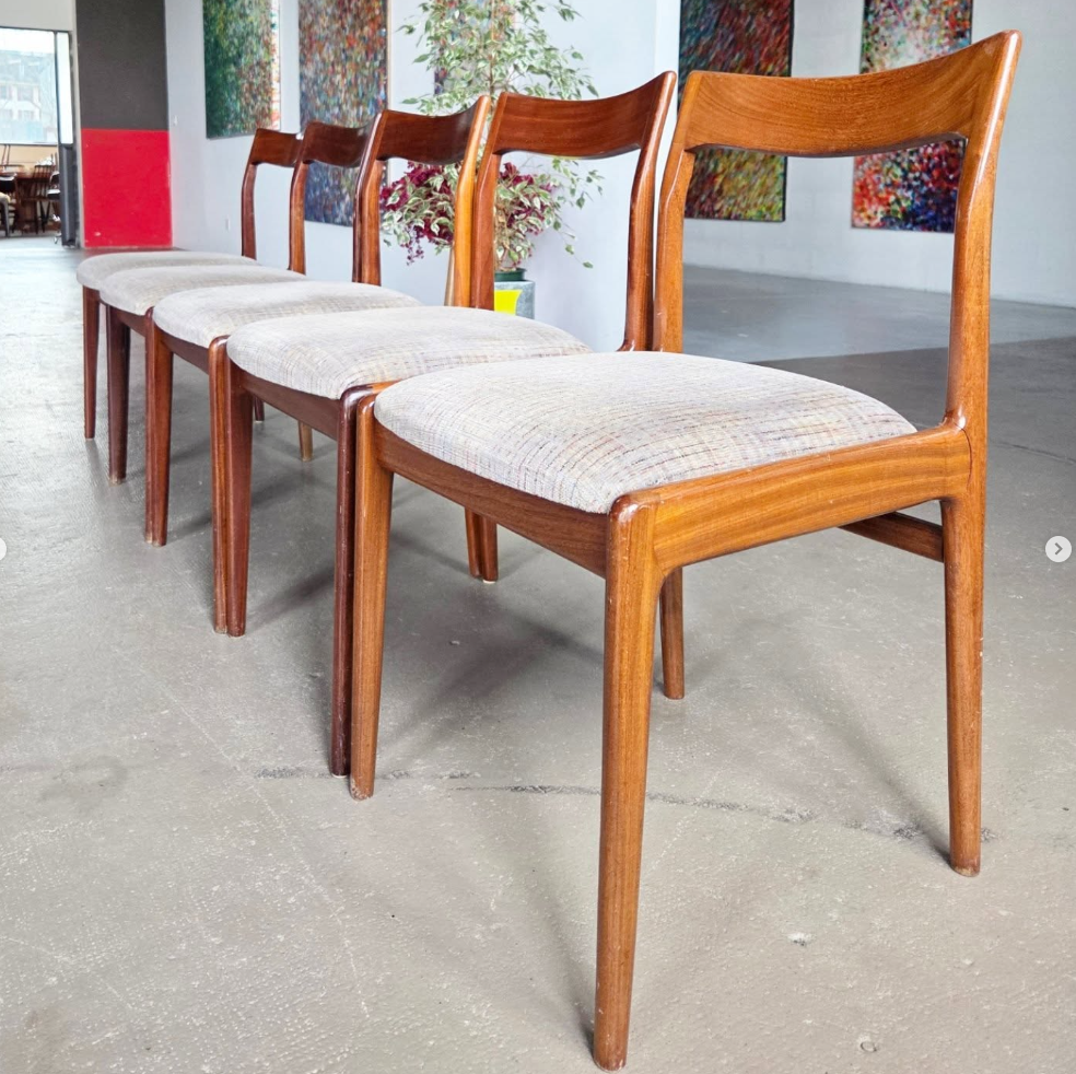 Lot de 5 chaises scandinaves