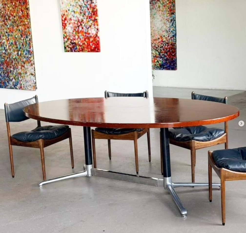 Table conference dans le gout de Charles et Ray Eames