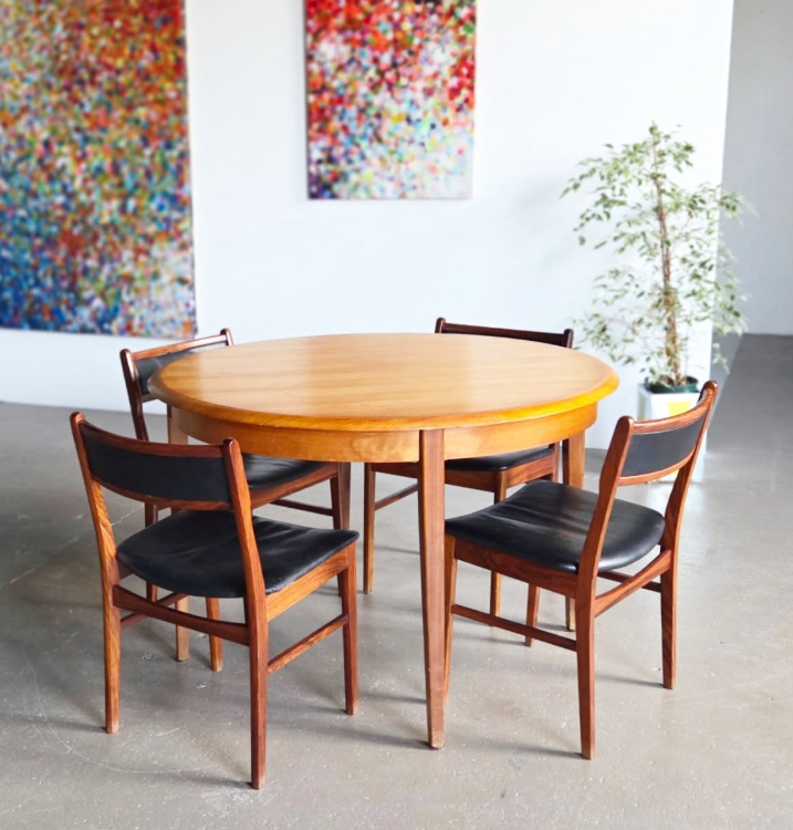 Suite de 4 chaises danoises par Vestervig Eriksen pour Lystrup Danemark 🇩🇰