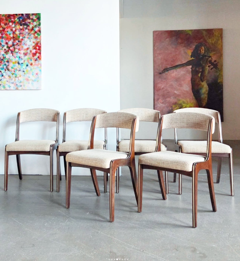 Lot de 6 chaises de la marque Self