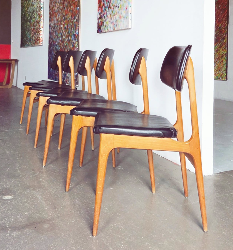 Lot de 6 chaises de la marque Stella ❤️