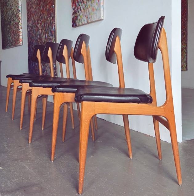 Lot de 6 chaises de la marque Stella ❤️