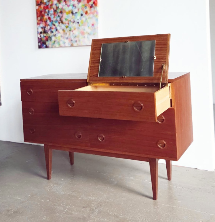 Coiffeuse / Sideboard scandinave Teck