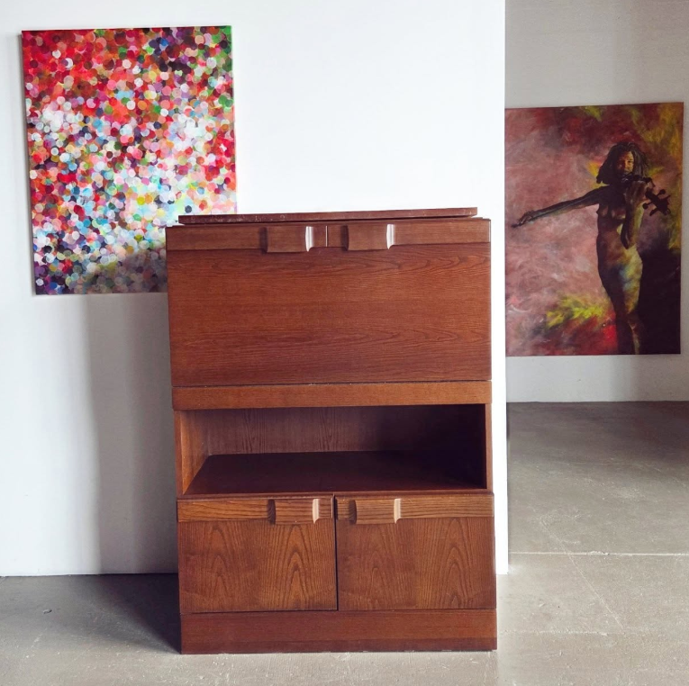 Secrétaire / Bar des années 70